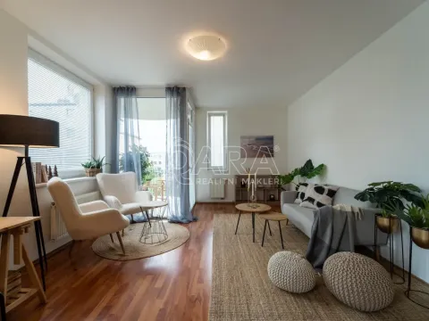 Prodej bytu 2+kk, Praha, Pastevců, 59 m2