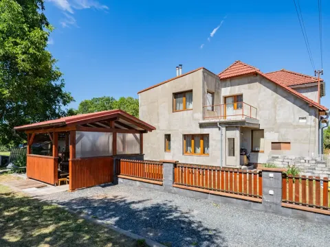 Prodej rodinného domu, Žáky, 130 m2