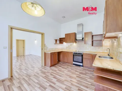 Pronájem bytu 2+1, Mariánské Lázně, Hlavní třída, 64 m2