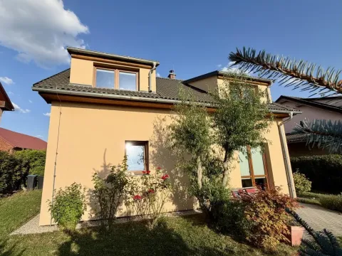 Prodej rodinného domu, Bukovany, 97 m2