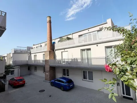 Pronájem bytu 1+kk, Praha - Strašnice, Strančická, 24 m2