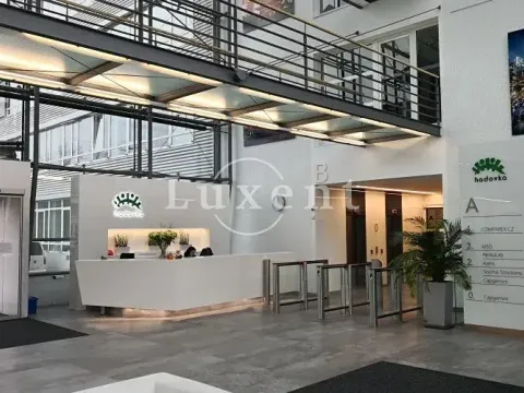 Pronájem kanceláře, Praha, Evropská, 410 m2
