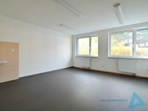 Pronájem kanceláře, Nová Paka, Pražská, 20 m2
