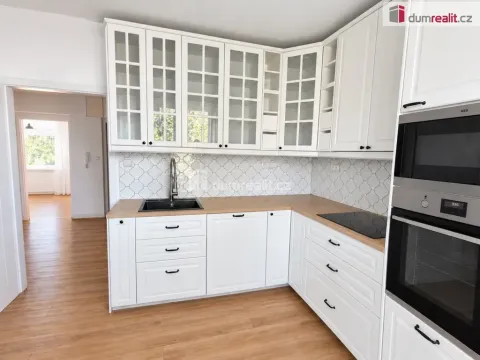 Pronájem bytu 3+1, Děčín - Děčín II-Nové Město, Wolkerova, 70 m2