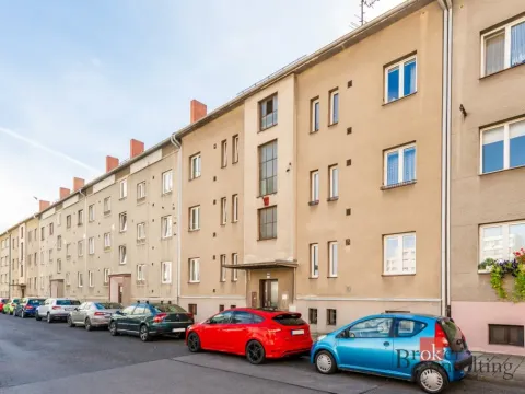 Prodej bytu 2+1, Strakonice - Strakonice I, Tržní, 62 m2
