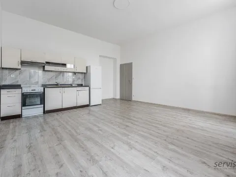 Prodej bytu 2+kk, Praha - Libeň, Sokolovská, 57 m2