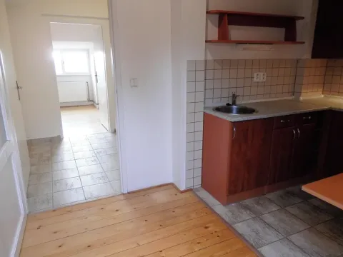 Pronájem bytu 1+1, Praha - Vysočany, Na Krocínce, 38 m2