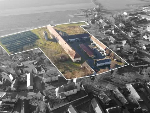 Prodej rodinného domu, Čachovice - Struhy, 350 m2
