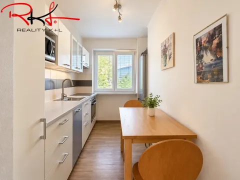 Prodej bytu 3+1, Praha - Klánovice, V soudním, 67 m2