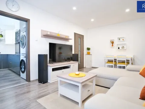 Prodej bytu 3+1, Šternberk, Nádražní, 74 m2