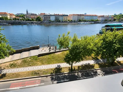 Pronájem bytu 3+1, Praha - Smíchov, 94 m2
