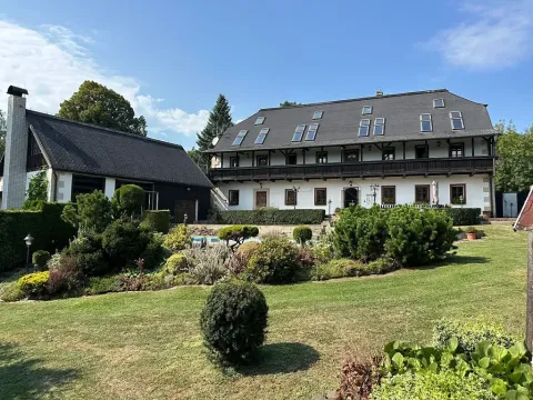 Prodej vícegeneračního domu, Povrly, Lysá, 635 m2