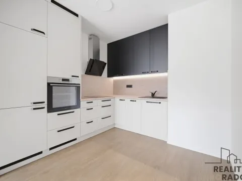 Pronájem bytu 2+kk, Hradec Králové, Na Střezině, 62 m2
