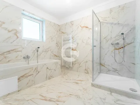 Prodej rodinného domu, Jaroměřice, 220 m2
