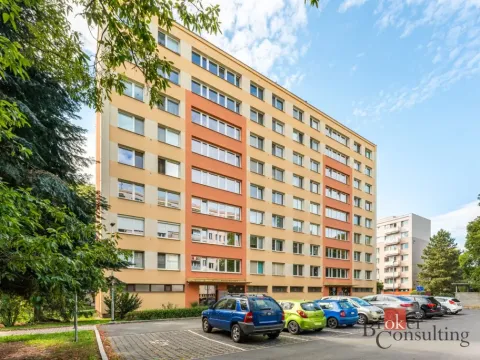 Prodej bytu 3+1, Pardubice - Polabiny, Sluneční, 57 m2