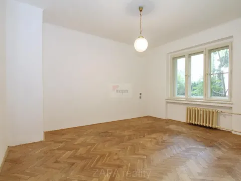 Pronájem bytu 1+1, Praha - Holešovice, U smaltovny, 37 m2
