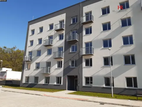 Prodej bytu 2+kk, Milovice, Višňová, 33 m2