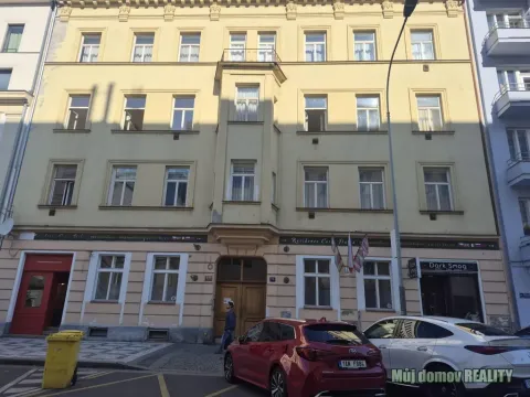 Pronájem bytu 2+kk, Praha - Karlín, Křižíkova, 45 m2
