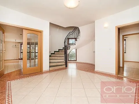 Pronájem rodinného domu, Praha - Nebušice, Druhého odboje, 390 m2