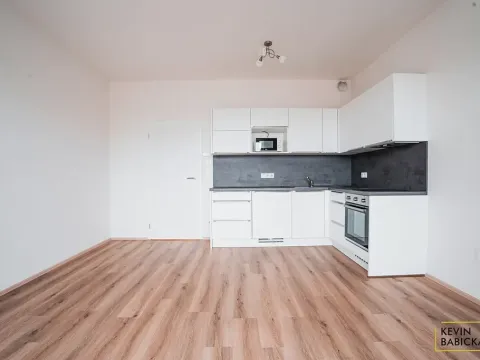 Pronájem bytu 1+kk, Brno, Kumpoštova, 30 m2