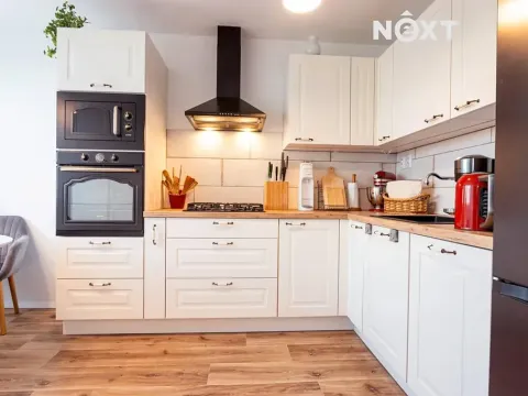 Prodej bytu 3+1, Praha - Kobylisy, Bojasova, 69 m2