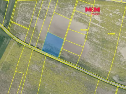 Prodej pole, Moravany, 5390 m2