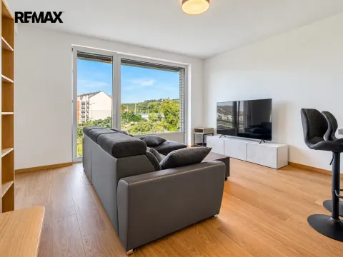Pronájem bytu 2+kk, Praha - Holešovice, Jankovcova, 52 m2