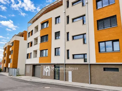 Pronájem bytu 1+1, Znojmo, Tovární, 49 m2