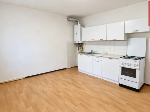 Pronájem bytu 2+kk, Opava, U Hliníku, 32 m2