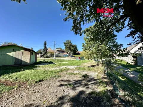 Prodej pozemku pro bydlení, Pleše, 461 m2