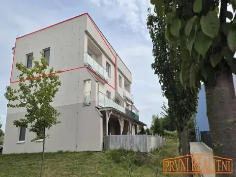 Pronájem bytu 3+kk, Uherský Brod, Jaroslava Hlobila, 64 m2
