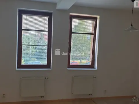Pronájem bytu 1+kk, Praha - Hostivař, Pražská, 27 m2