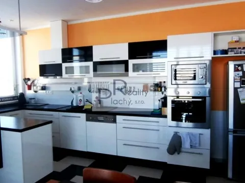 Pronájem bytu 3+1, Znojmo, 100 m2