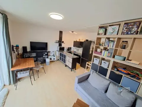Prodej bytu 2+kk, Jesenice, Cedrová, 57 m2