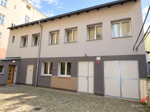 Pronájem bytu 3+kk, Děčín - Děčín IV-Podmokly, Mírové nám., 100 m2