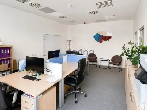 Pronájem kanceláře, Praha, Lomnického, 45 m2