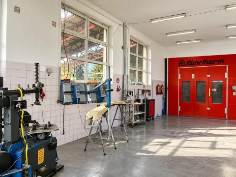 Pronájem obchodního prostoru, Světice, Hlavní, 300 m2