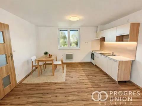 Pronájem bytu 2+kk, Kroměříž, Slovanské náměstí, 55 m2