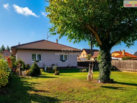 Prodej rodinného domu, Břežany II, 172 m2