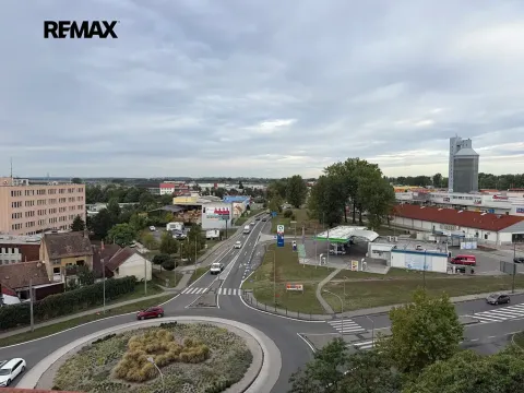 Pronájem bytu 1+1, Hodonín, Velkomoravská, 33 m2
