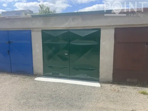 Pronájem garáže, Vyškov, Letní, 18 m2