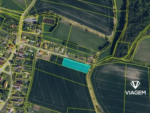 Prodej podílu pole, Jeníkovice, 995 m2