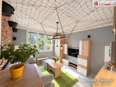 Prodej bytu 1+kk, Ústí nad Labem - Severní Terasa, Větrná, 21 m2