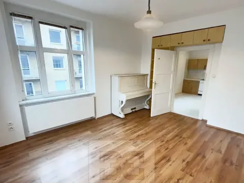 Prodej bytu 3+1, Karlovy Vary, Majakovského, 103 m2