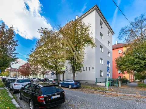 Prodej bytu 2+1, Plzeň, Plzenecká, 57 m2