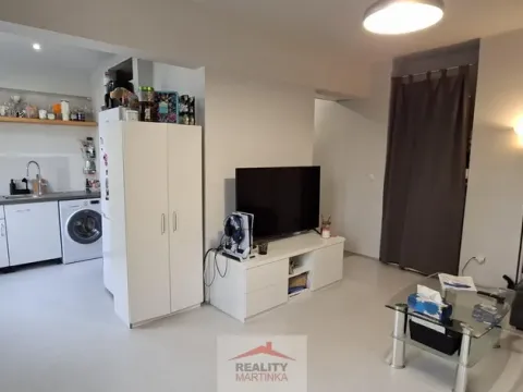 Pronájem bytu 2+kk, Valašské Meziříčí - Krásno nad Bečvou, Švabinského, 49 m2