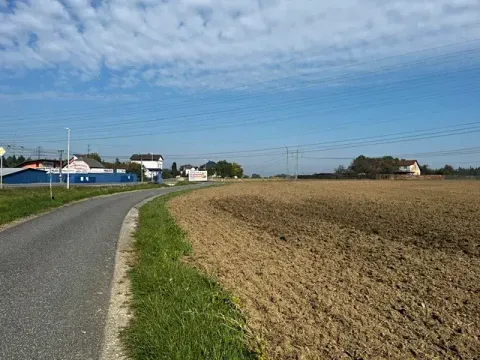 Prodej komerčního pozemku, Dobrá, 1000 m2