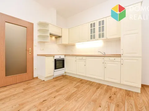 Pronájem bytu 1+1, Králův Dvůr, Bezručova, 39 m2