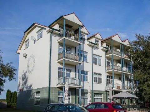 Pronájem bytu 1+1, Břeclav, Na Valtické, 37 m2