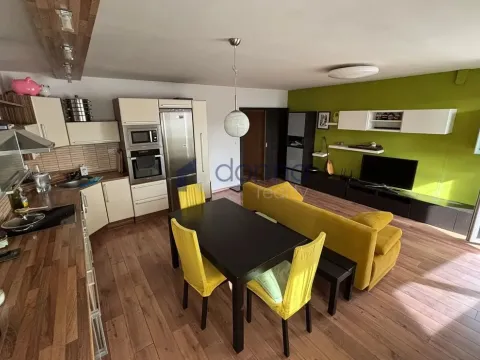 Pronájem bytu 3+kk, Praha, Holečkova, 63 m2